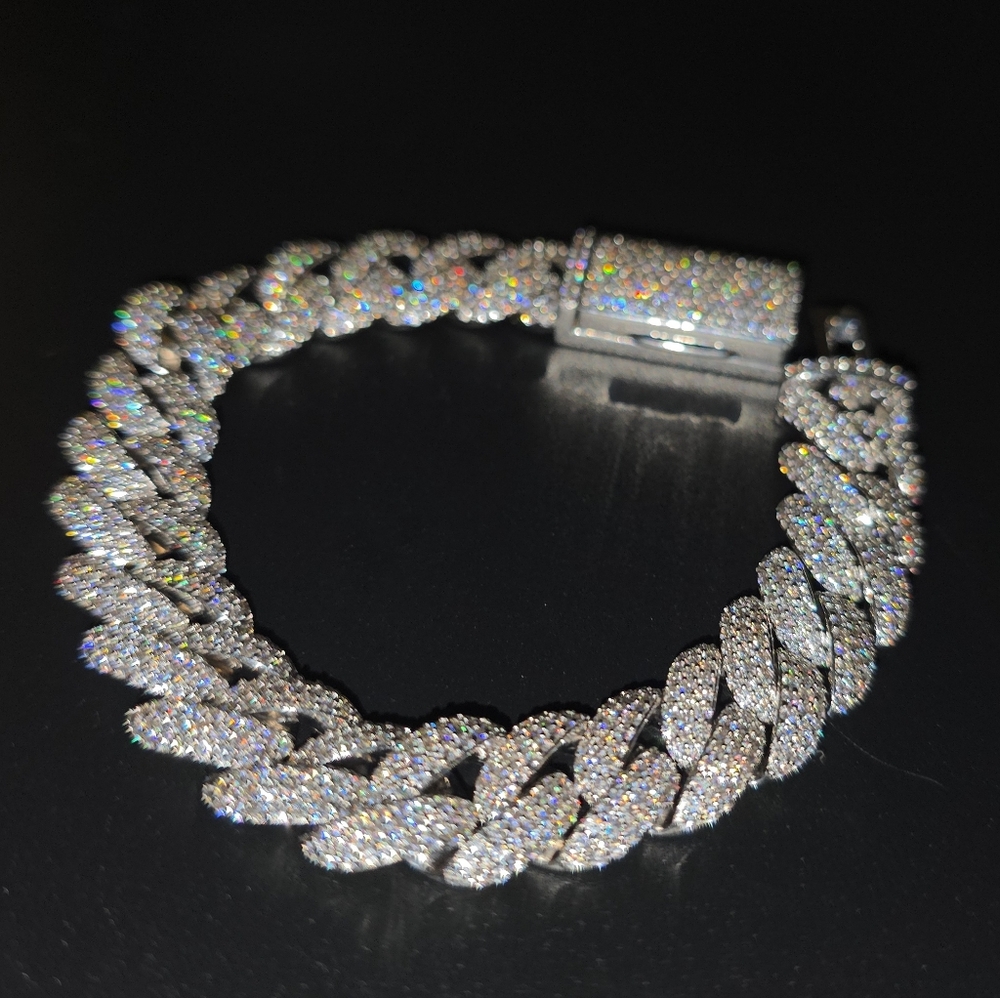 🔥 12mm Moissanite Cuban Link Bracelet – S925 Solid Silver 🔥